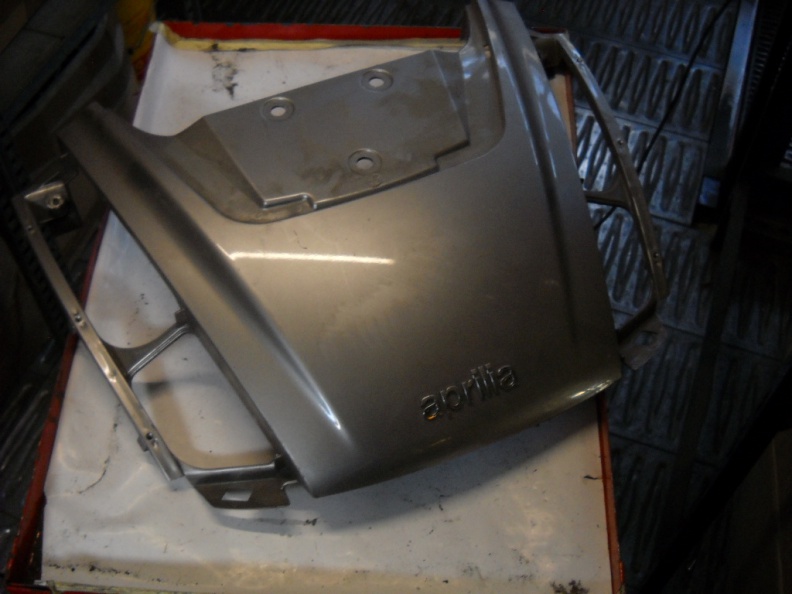 CARENA APRILIA ATLANTIC 500 2004CODA POSTERIORE