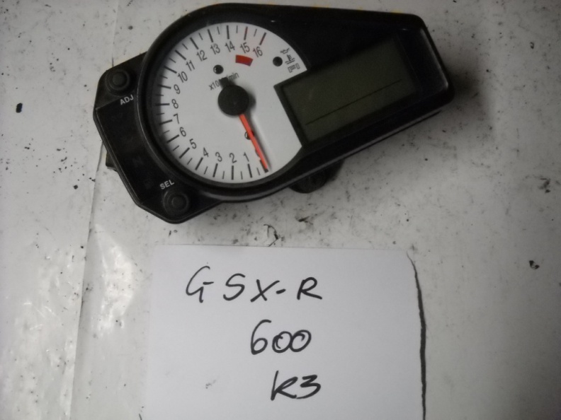 CRUSCOTTO STRUMENTAZIONE SUZUKI GSX-R 600 03