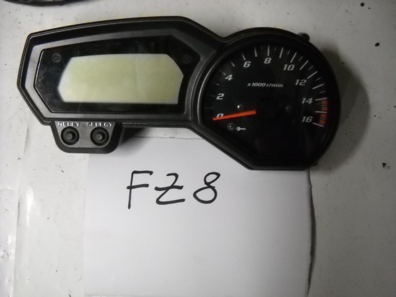 CRUSCOTTO STRUMENTAZIONE YAMAHA FZ 8