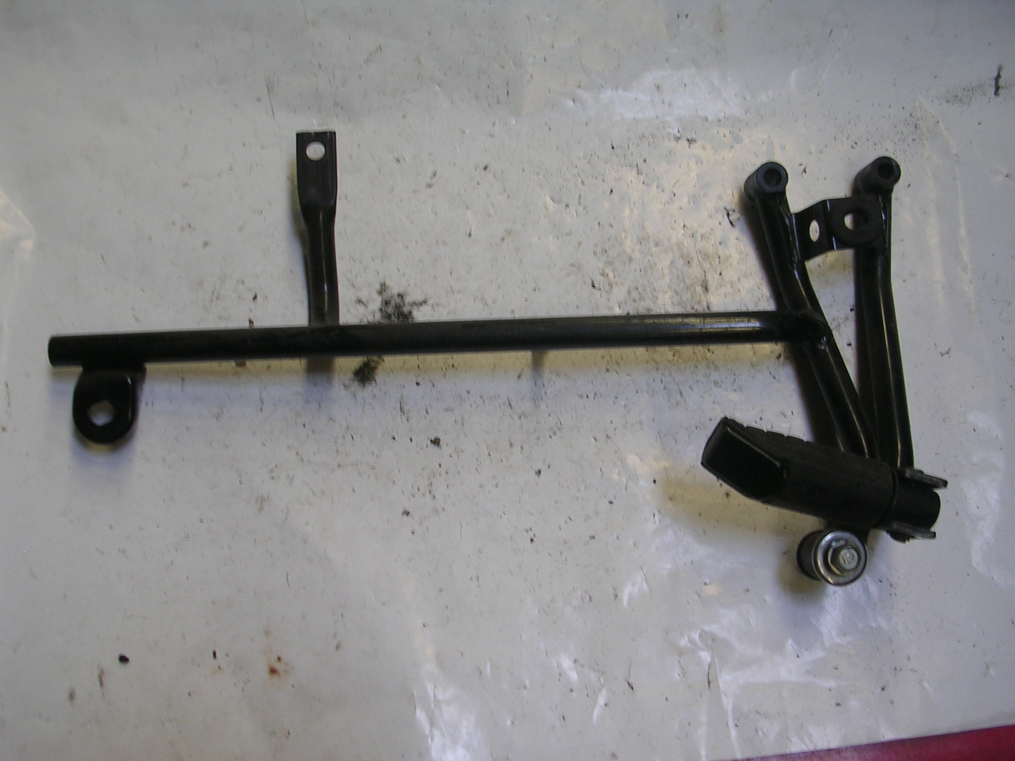 PEDANA PASSEGGERO DESTRA HONDA CBR 600 87-90