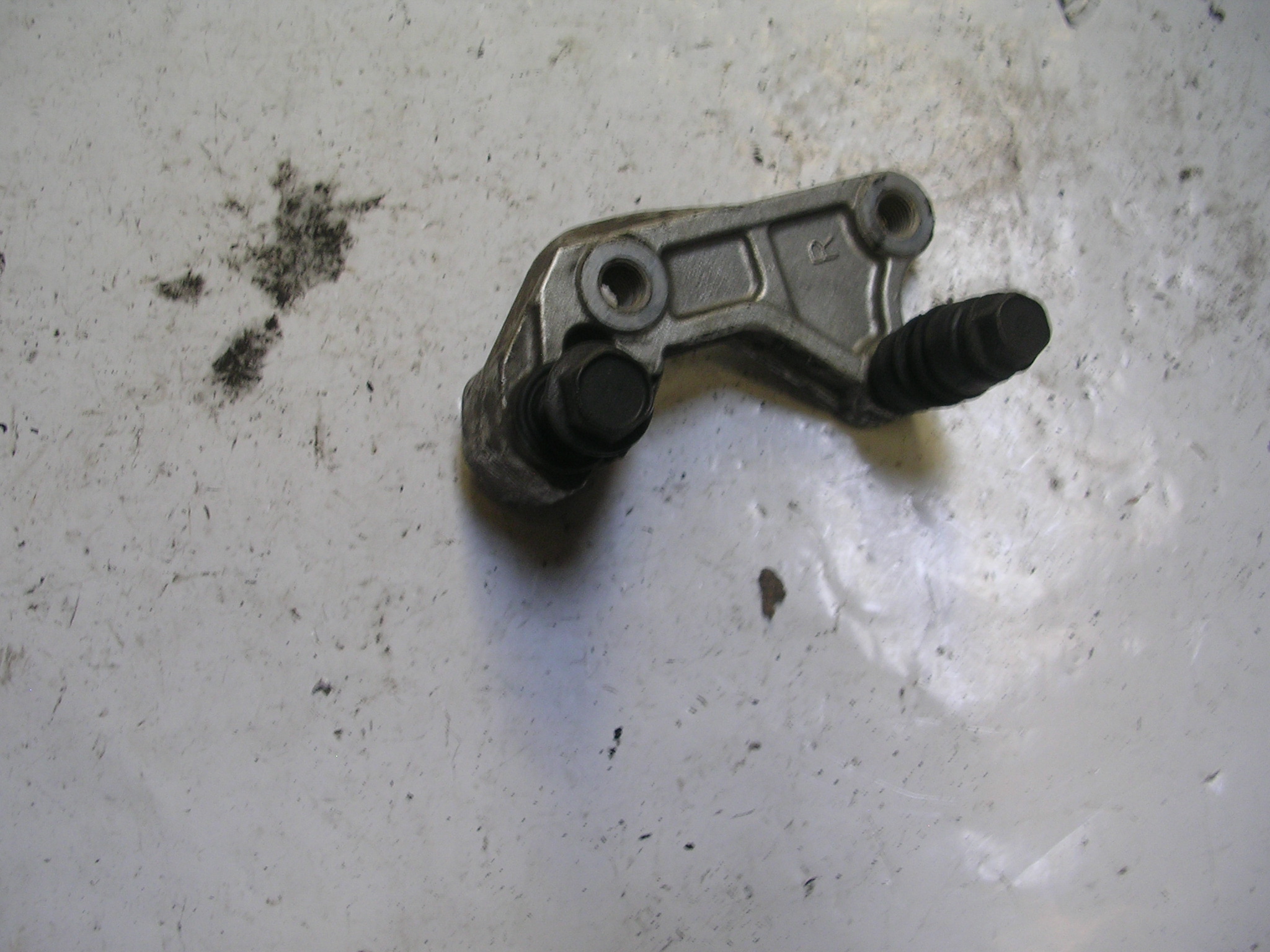 SUPPORTO PINZA FRENO DESTRO HONDA CBX 750 F - F2