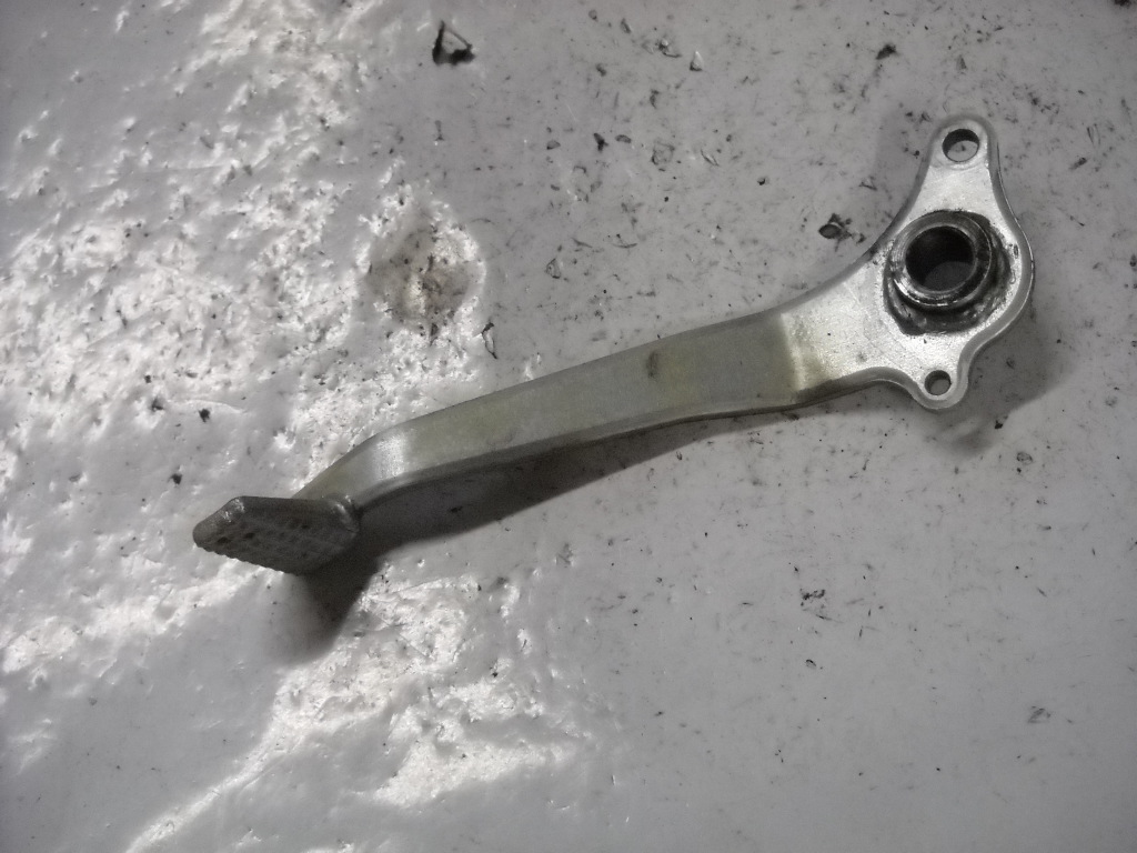 PEDALE FRENO POSTERIORE  KAWASAKI VERSYS 650  07-011
