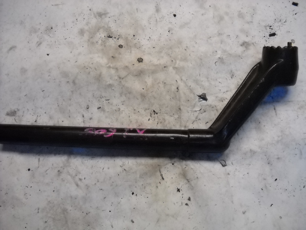 SEMIMANUBRIO  YAMAHA RICAMBI MISTI XJ 600-XJ 750 -XJ 900