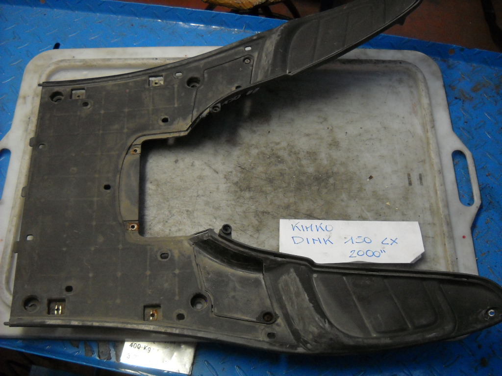 PLASTICA CARENA  KYMCO DINK 150 LX 99-02