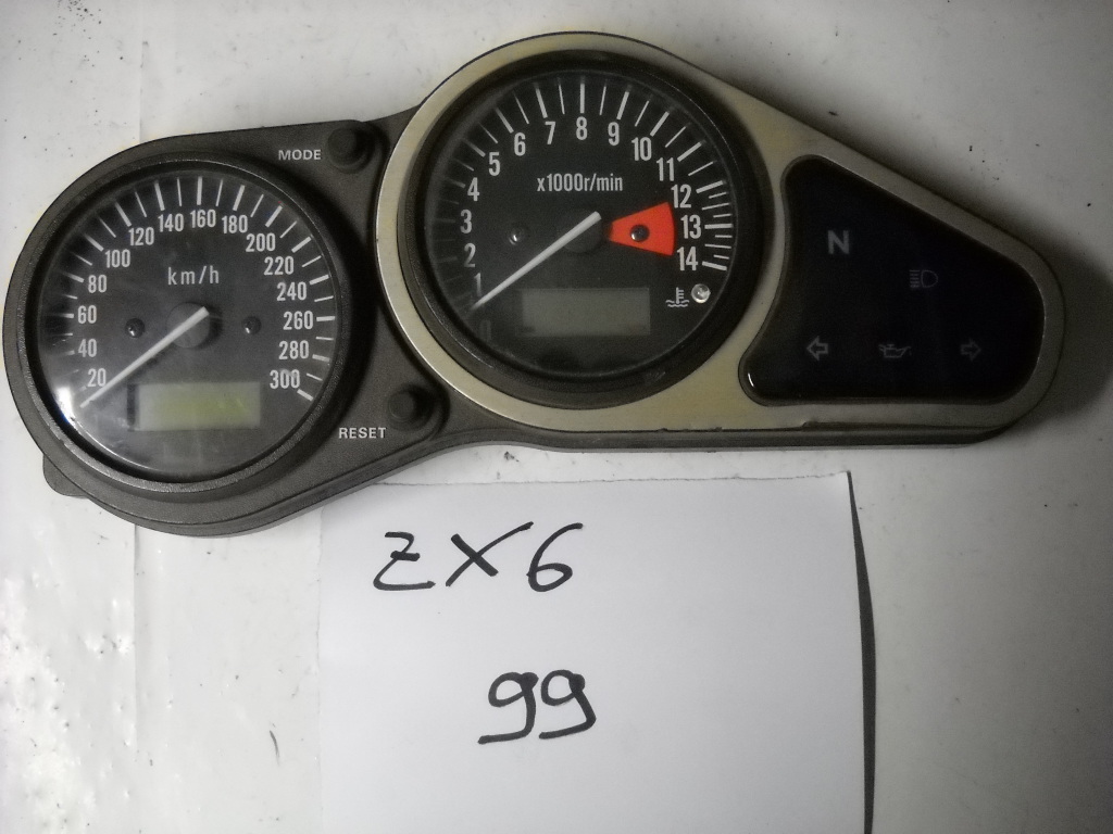 CRUSCOTTO STRUMENTAZIONE KAWASAKI ZX 6 99