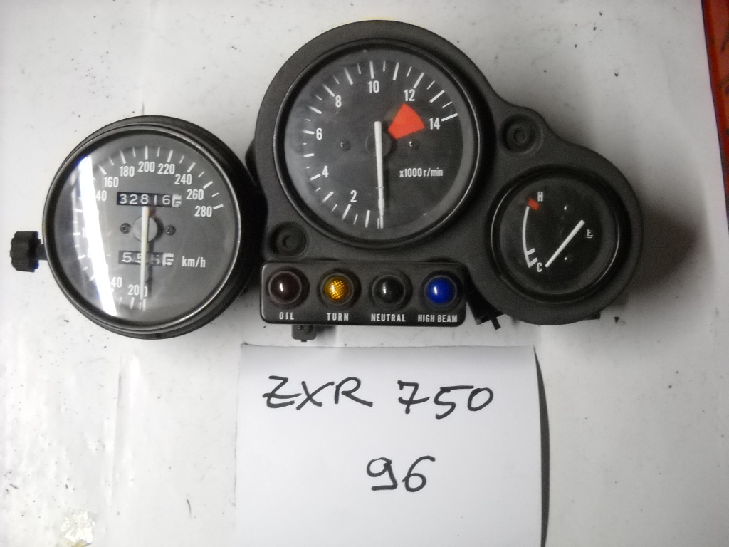 CRUSCOTTO STRUMENTAZIONE KAWASAKI ZXR 750 96