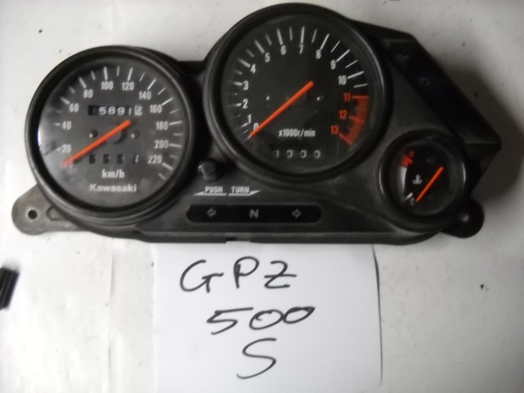 CRUSCOTTO STRUMENTAZIONE KAWASAKI GPZ 500 S