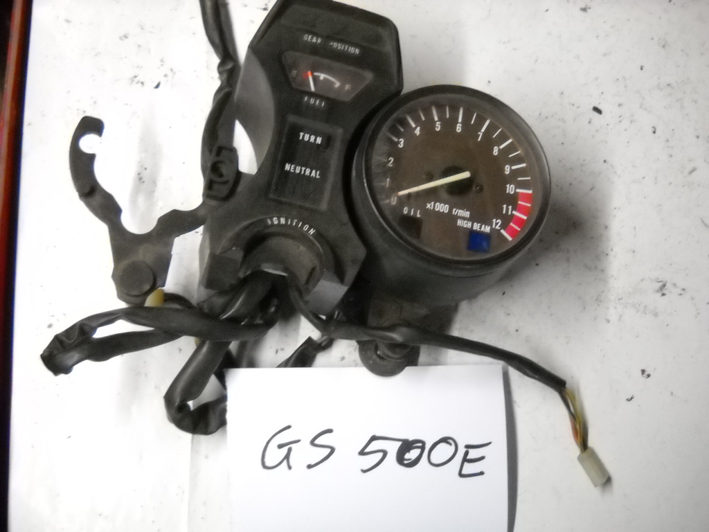 CRUSCOTTO STRUMENTAZIONE SUZUKI GS 500 E
