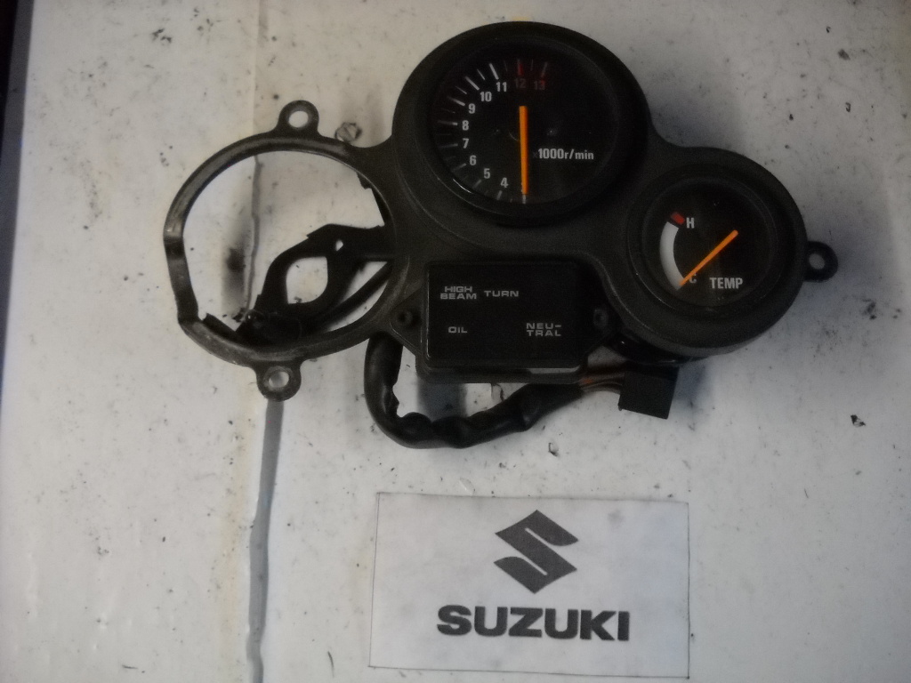 CRUSCOTTO STRUMENTAZIONE SUZUKI GSX