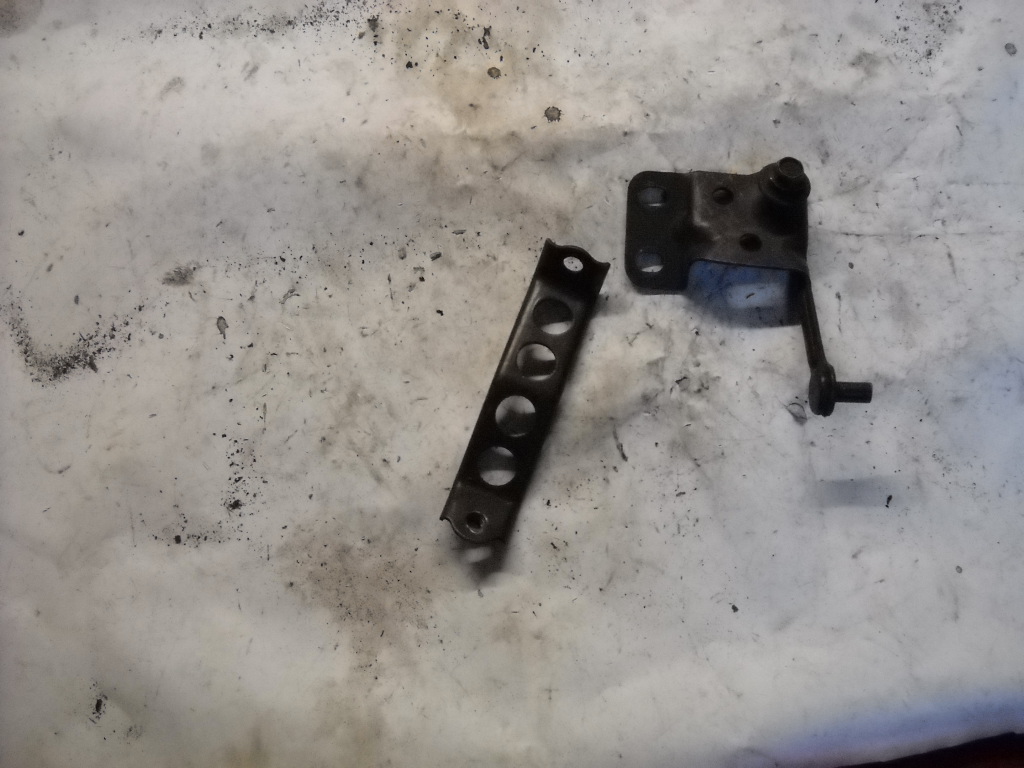 STAFFA SUPPORTO YAMAHA FZR 600 89-93